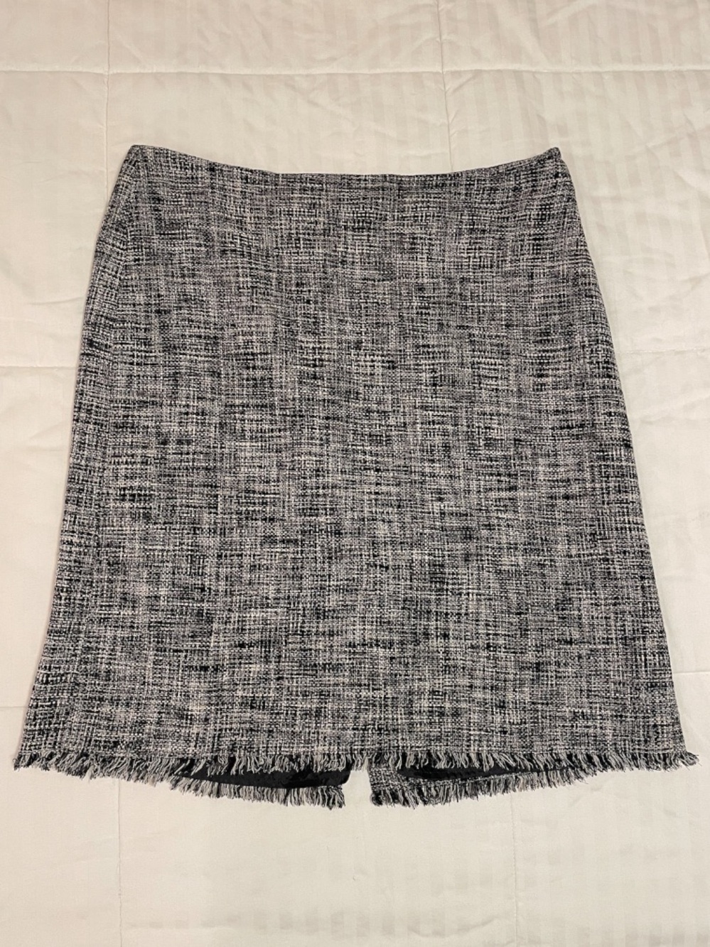 Vintage Sigrid Olsen Sport Black White Tweed Skirt 100% Silk Fringe Y2K Preppy